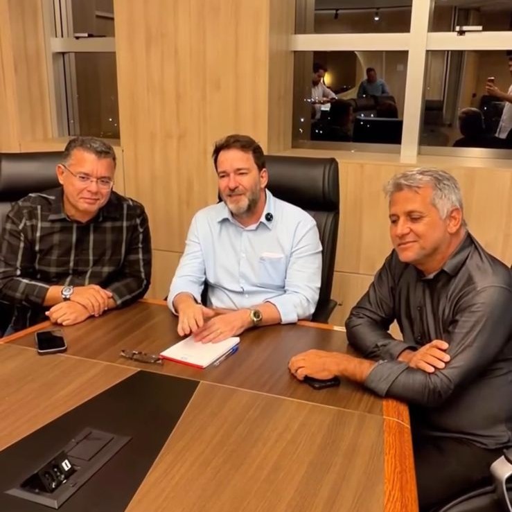 VEREADOR IRMÃO JÓ REFORÇA PARCERIAS E GARANTE INVESTIMENTOS PARA JACINÓPOLIS, DEMAIS DISTRITOS E ZONA URBANA DE NOVA MAMORÉ